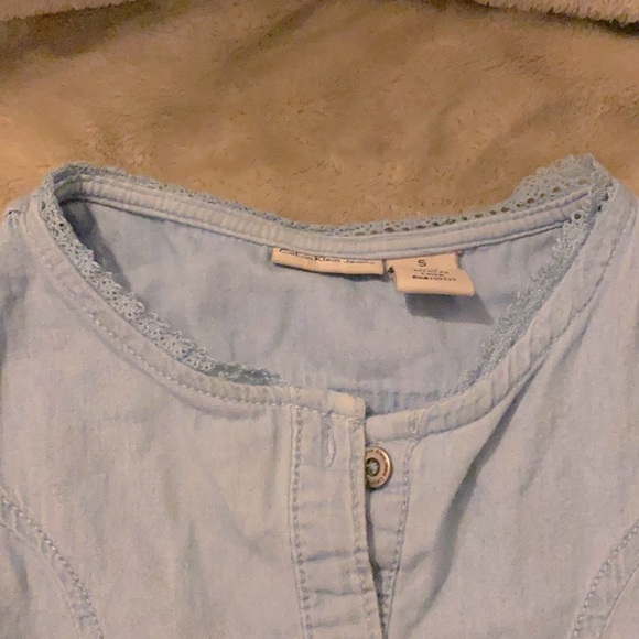 Denim Ruffles - Picture 5 of 5